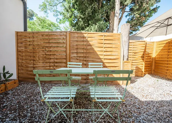 Chez Papy Charles * カルカソンヌ